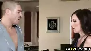 أفلام إباحية أمريكية: متعة فموية مزدوجة تؤدي لإيلاج شديد