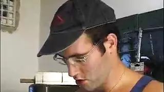 ذكر المنحرف زوجته الغش مع شقراء الذي يبدو فتاة جيدة ولكن الجنس هو بطل