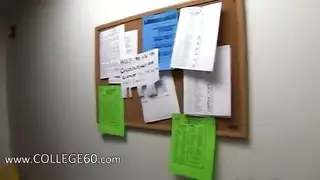 لقطات صريحة لبنات عاريات في أفلام إباحية