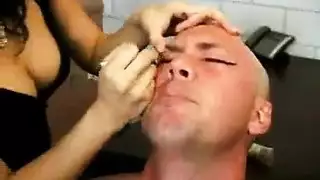 سارة جاي تأخذ قضيب أجنبي صارخ في إباحية مدبلجة عربي