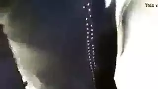 جلسة جنس سرية: فتاة منتقبة تأخذ عدة قذفات بجانب صناديق البريد