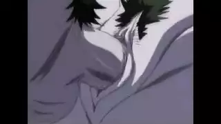 زوجة في حالة شبق تغوي رجلها حتى يدفع قضيبه الكبير عميقًا داخلها