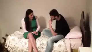 أجبرت على أقدم مهنة في العالم: محرمة عائلية